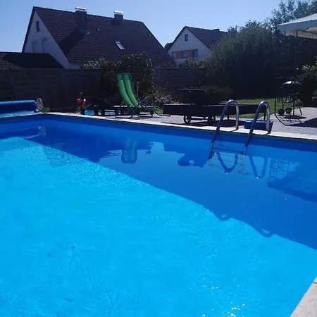 Apartment Moderne Fewo Mit Pool Am Brombachsee